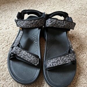 Teva Terra Fi 5 Universal Sandal